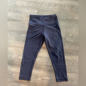 Size small cropped yoga leggings.